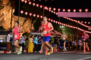 BIB: 0512, 255
                            <button type="button" onclick="openModal(23228250)" class="btn btn-primary btn-sm float-right btn-popup" data-toggle="modal" data-target=".modal-high-quality">
                        <i class="fas fa-shopping-cart"></i> Add to Cart
                    </button>
                                            <button type="button" onclick="isThisMe(23228250, true)" class="btn btn-success btn-sm float-right btn-popup btn-isme hidden" data-toggle="tooltip" data-placement="bottom" title="นี่คือรูปของคุณใช่ไหม คลิกที่นี่เพื่อเอาเข้าอัลบั้ม">
                        <i class="fas fa-plus"></i> Add to album
                    </button>
                    <button type="button" onclick="isThisMe(23228250, false)" class="btn btn-warning btn-sm float-right btn-popup btn-isnotme hidden">
                        <i class="fas fa-ban"></i> Remove from album
                    </button>